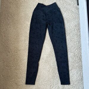 Alphalete Charcoal Patterned Leggings